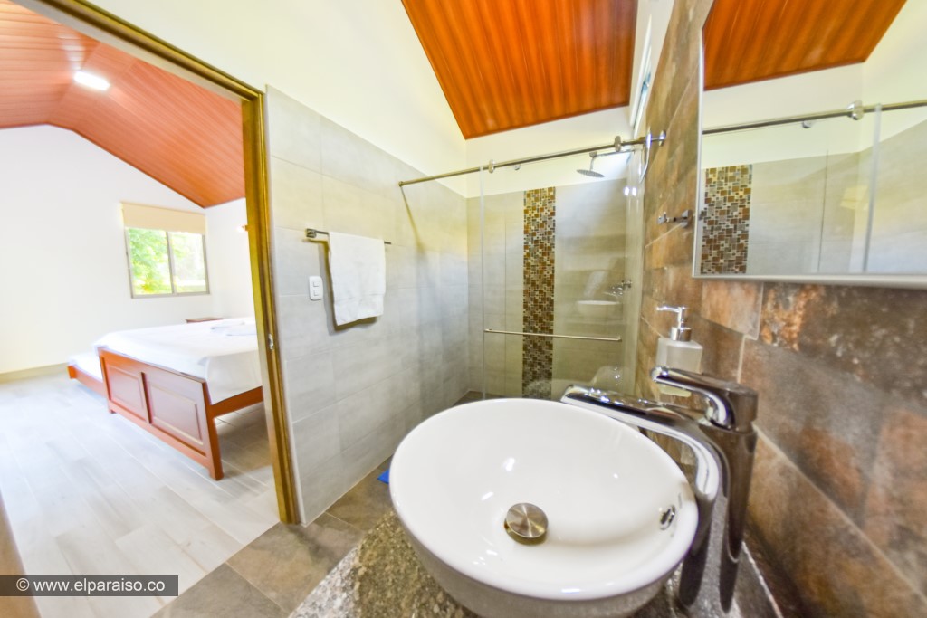finca el paraiso yopal casanare colombia turismo aventura tradicion alojamiento campestre cabana vip2 privada habita trompillo bano 4